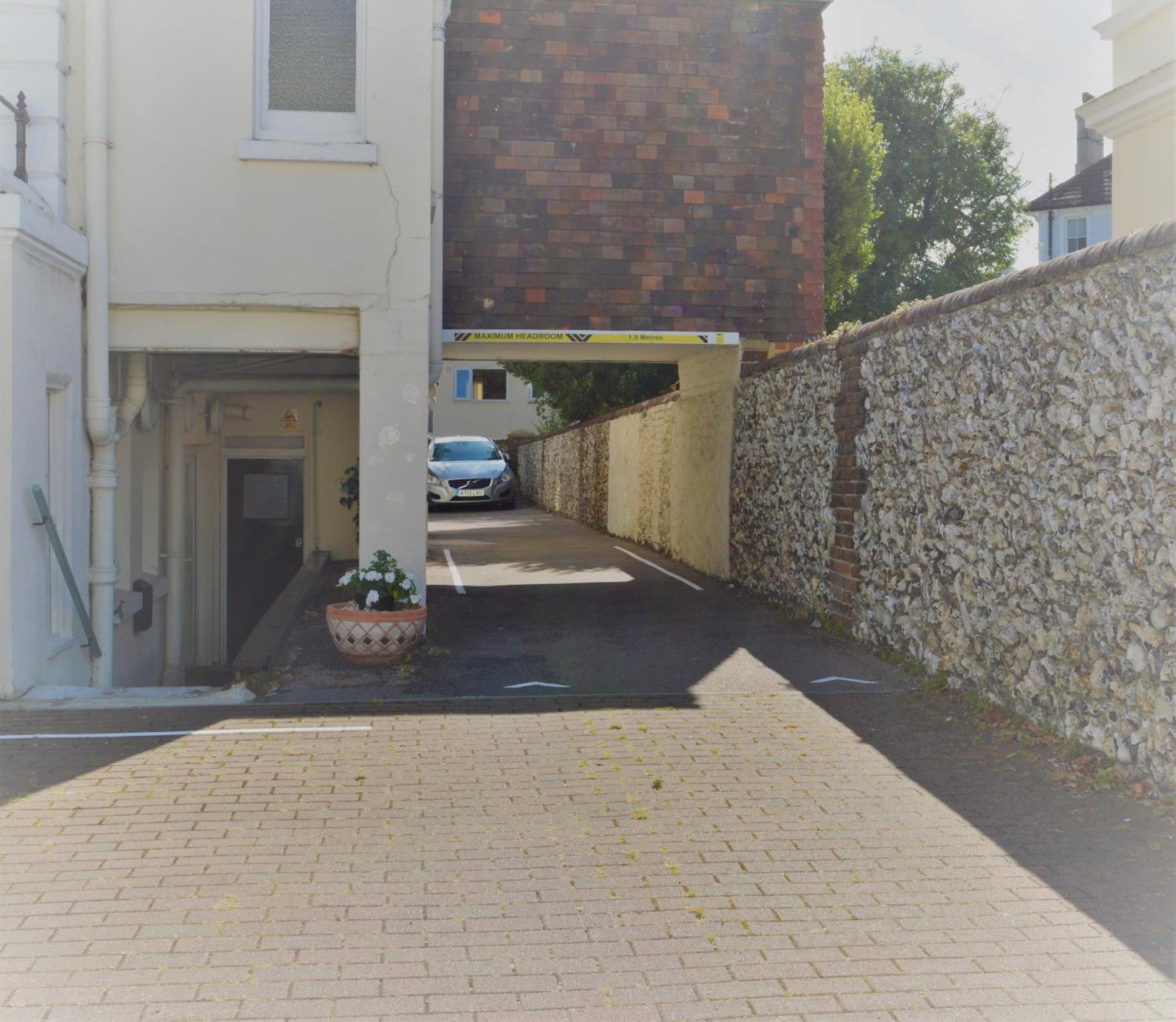 Frühstückspension The Sheldon - Free Private Parking
