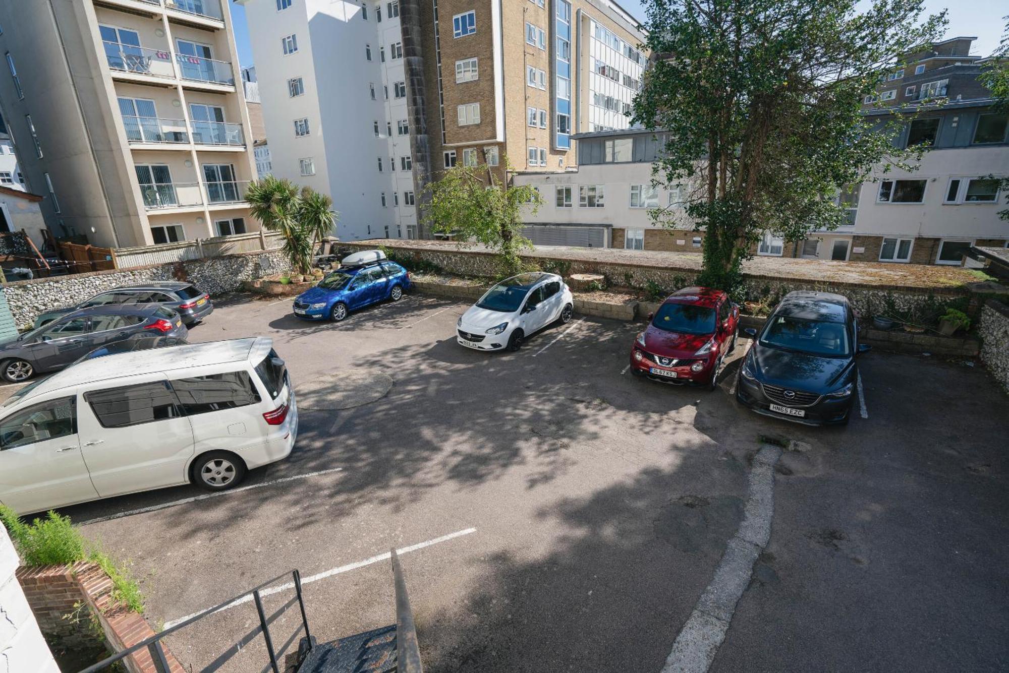 Frühstückspension The Sheldon - Free Private Parking