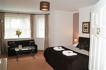 The Sheldon - Free Private Parking WTA Eastbourne