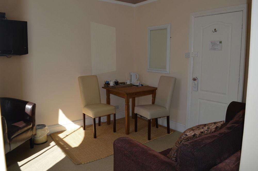 The Sheldon - Free Private Parking Bed & Breakfast Eastbourne