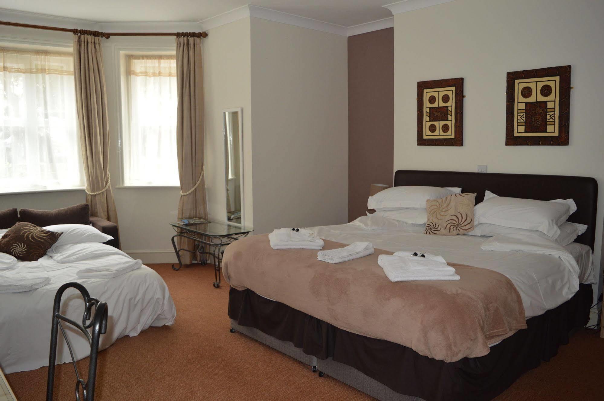 Couette-café The Sheldon - Free Private Parking Tournoi d'Eastbourne